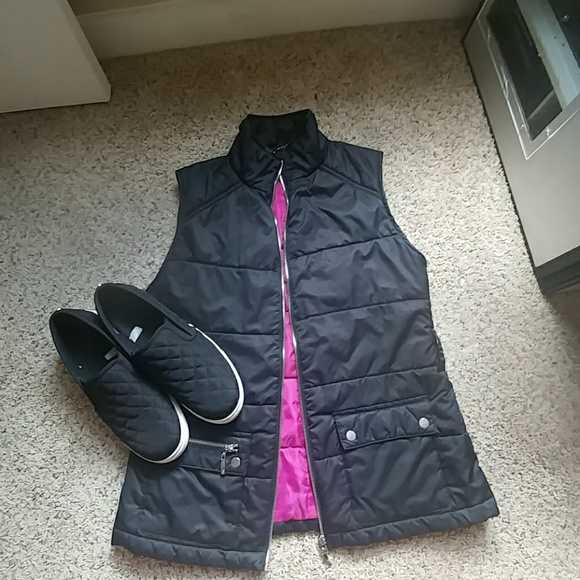 Merona Jackets & Blazers - Merona black and pink vest